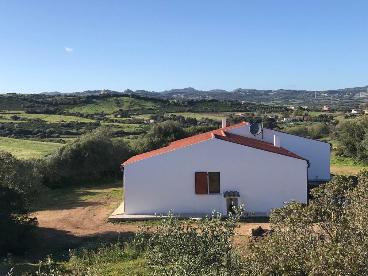 La Piana Holiday House Bassacutena Exterior photo